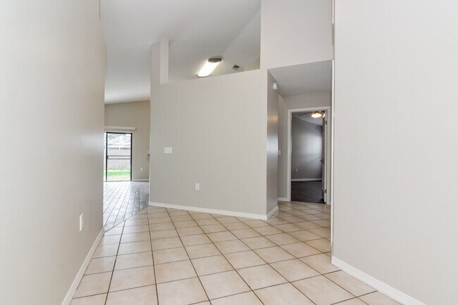 Building Photo - 10827 Peppersong Dr