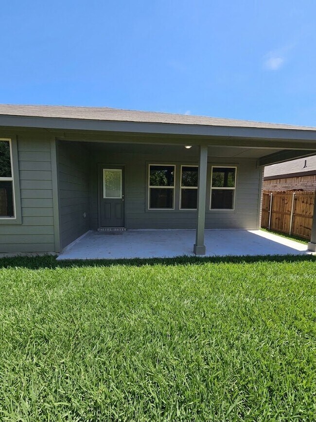 Building Photo - 4149 Crooked Bnd Dr