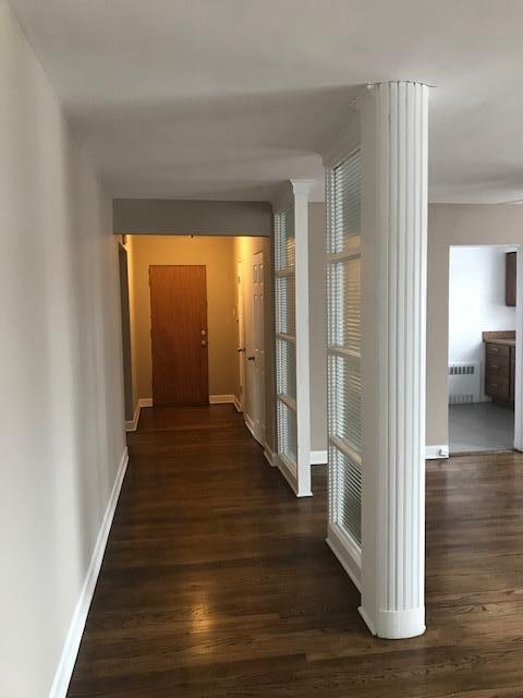 Building Photo - 7363 N Sheridan Rd