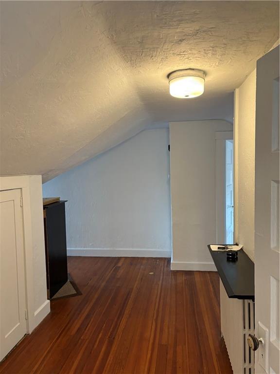 Building Photo - 31 Bayside Ave