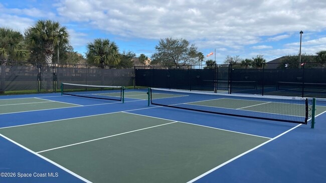 Building Photo - 6828 Toland Dr