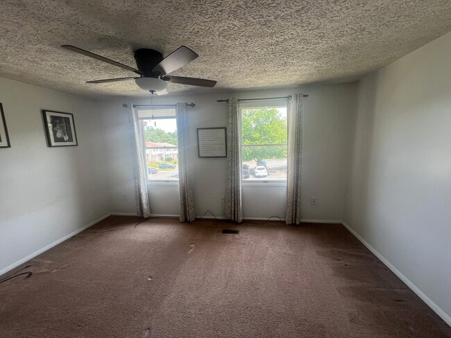Building Photo - 106 Long Meadow Ct
