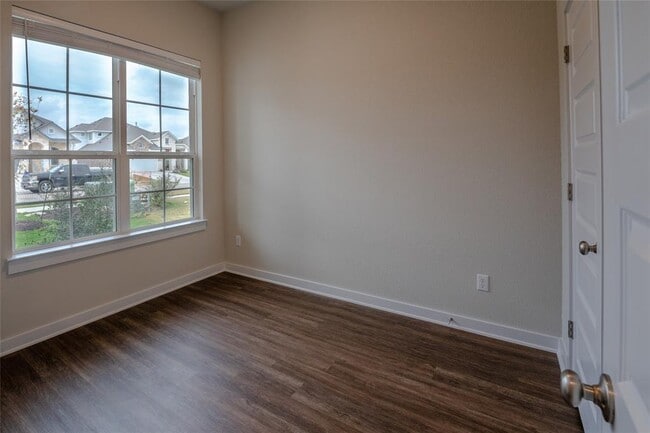 Building Photo - 133 High Plains Dr