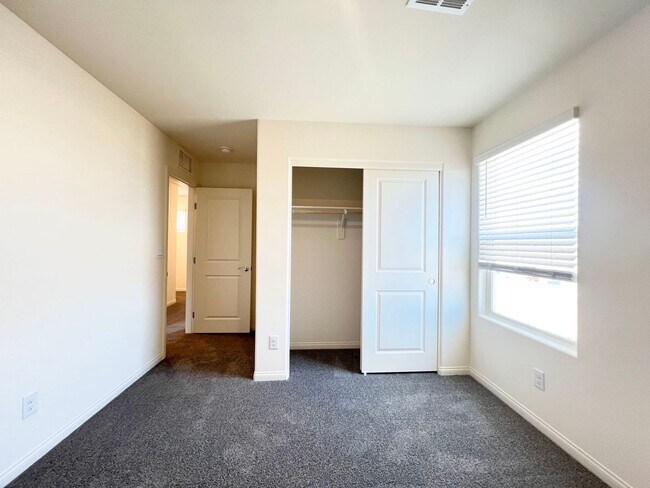 Building Photo - 5716 Serene Rock St