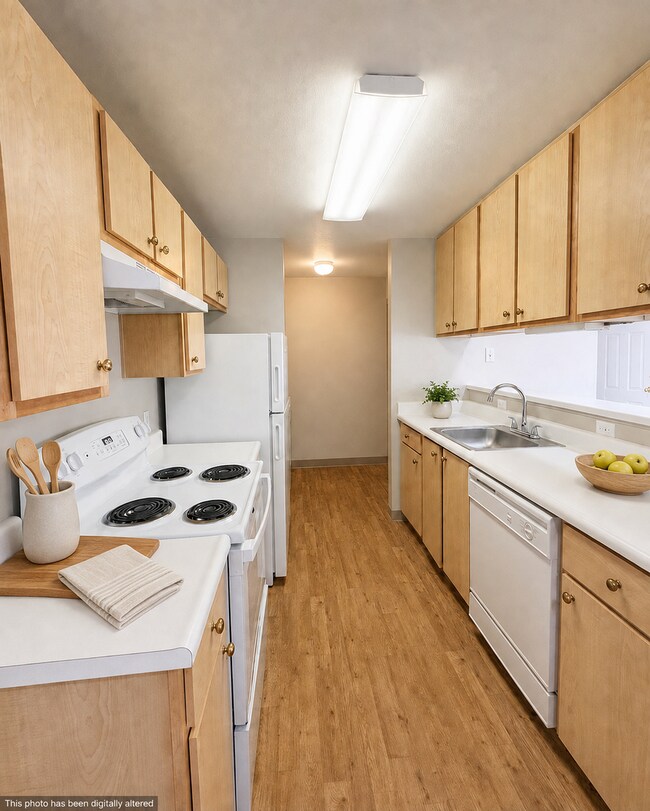 Building Photo - FREE August Rent! Spacious 1-Bedroom with Vaulted Ceilings & In-Unit Laundry!