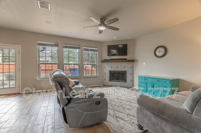 Building Photo - 170 Bentwood Ranch Dr