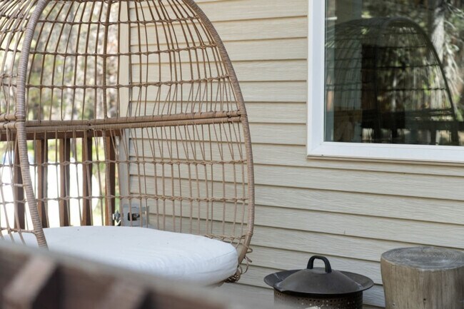 Building Photo - 3627 Bills Loop Rd