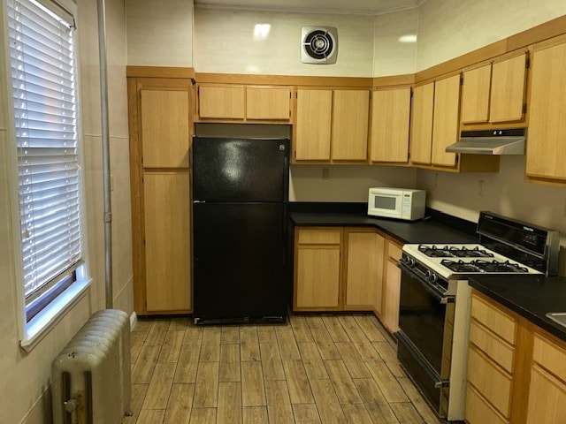 Primary Photo - 30 Suydam St