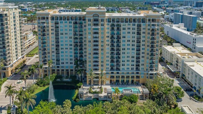 Building Photo - 750 N Tamiami Trl