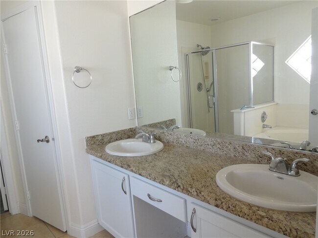 Building Photo - 1533 Honey Vista Ln