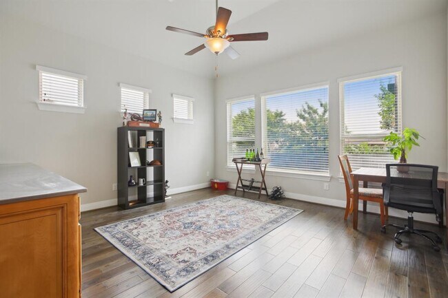Building Photo - 5837 Toscana Trace