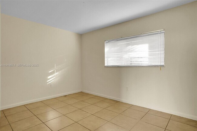 Building Photo - 8500 SW 133rd Avenue Rd