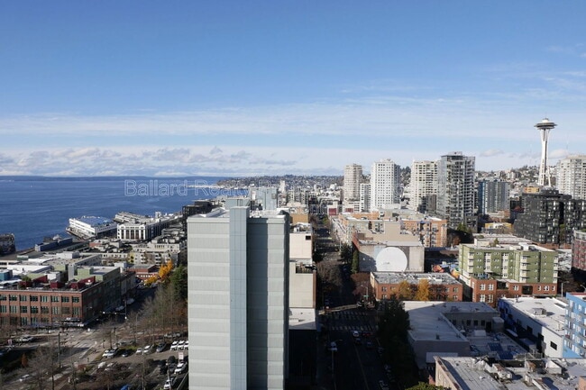 Building Photo - 2125 1st Ave