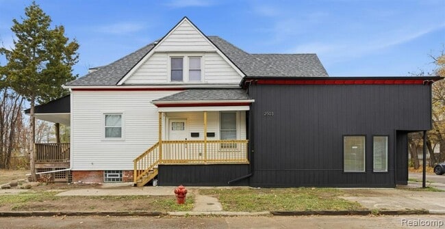 Building Photo - 2503 W Forest Ave