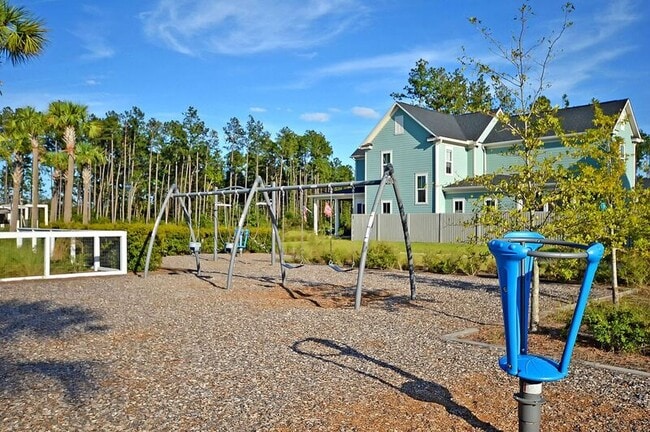 Building Photo - 146 Winding Branch Dr