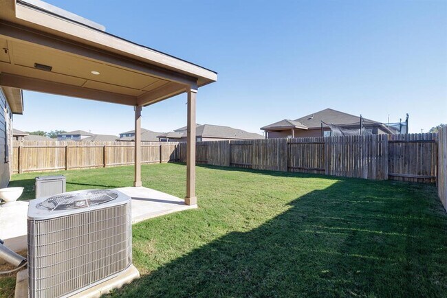 Building Photo - 331 Liberty Meadows Dr