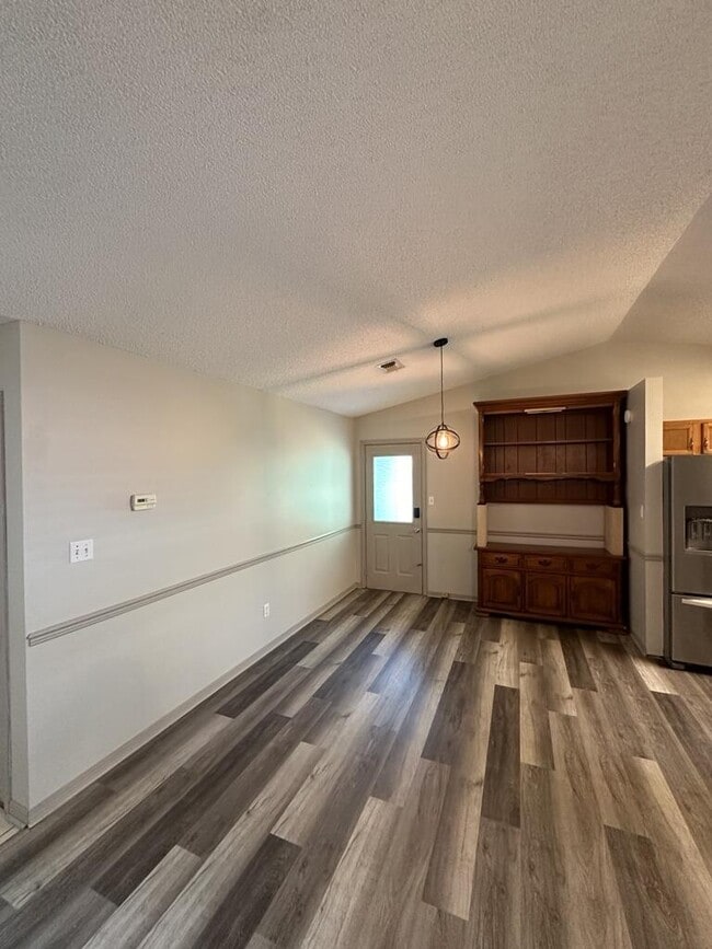 Building Photo - 2567 Weeping Willow Ln