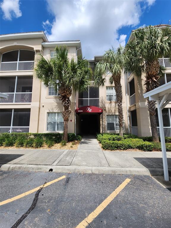 Building Photo - 3025 Greystone Loop