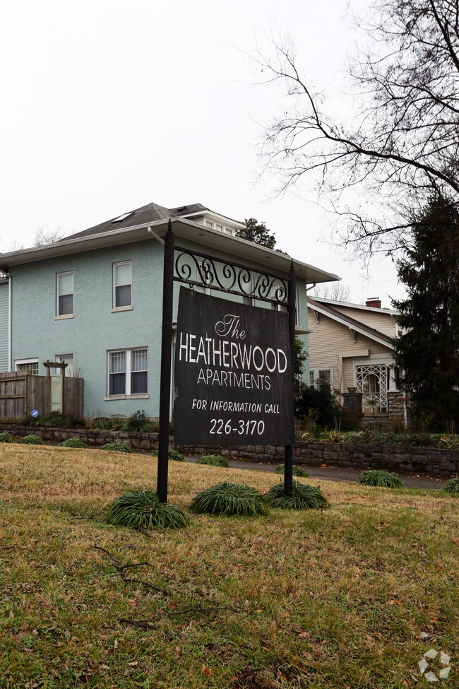 Building Photo - The Heatherwood Apartments