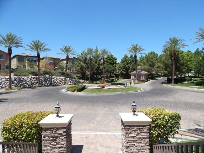 Building Photo - 8070 Arcadian Ln