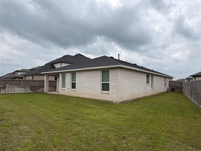 Building Photo - 2314 Cool Grns St