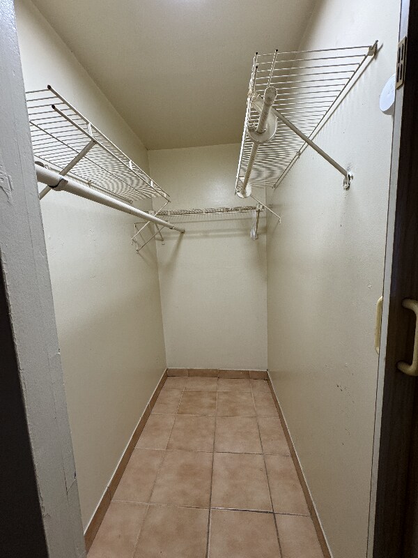 Building Photo - 117 E 18th St