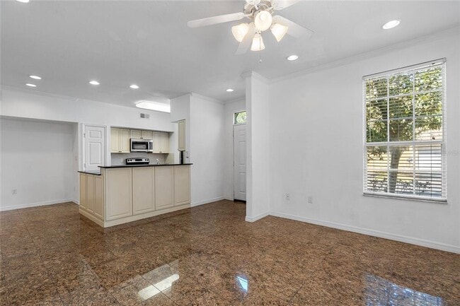 Building Photo - 9158 Lake Chase Island Way