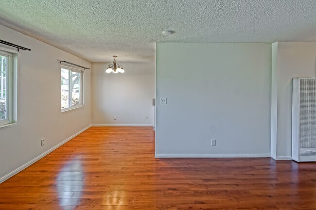 Building Photo - 25227 Bigelow Rd