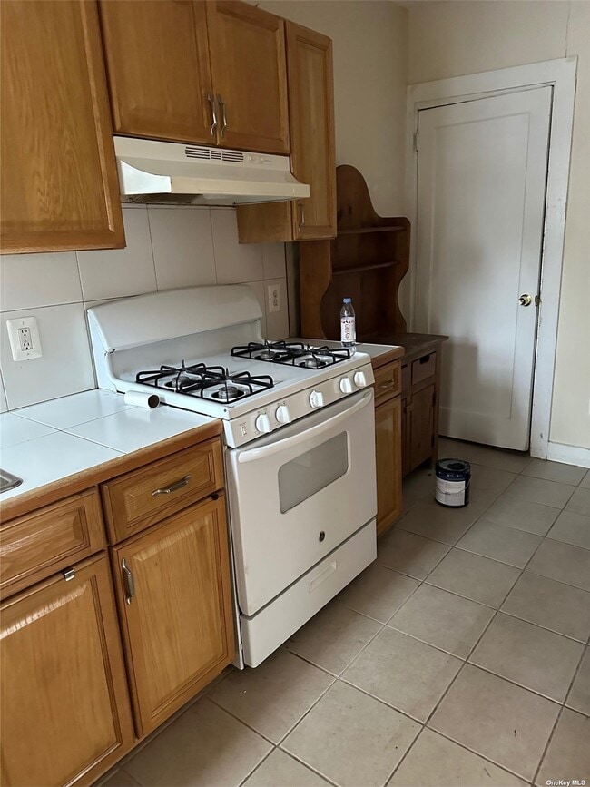 Building Photo - 90 Grant Ave