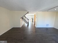 Building Photo - 4715 Still Pl