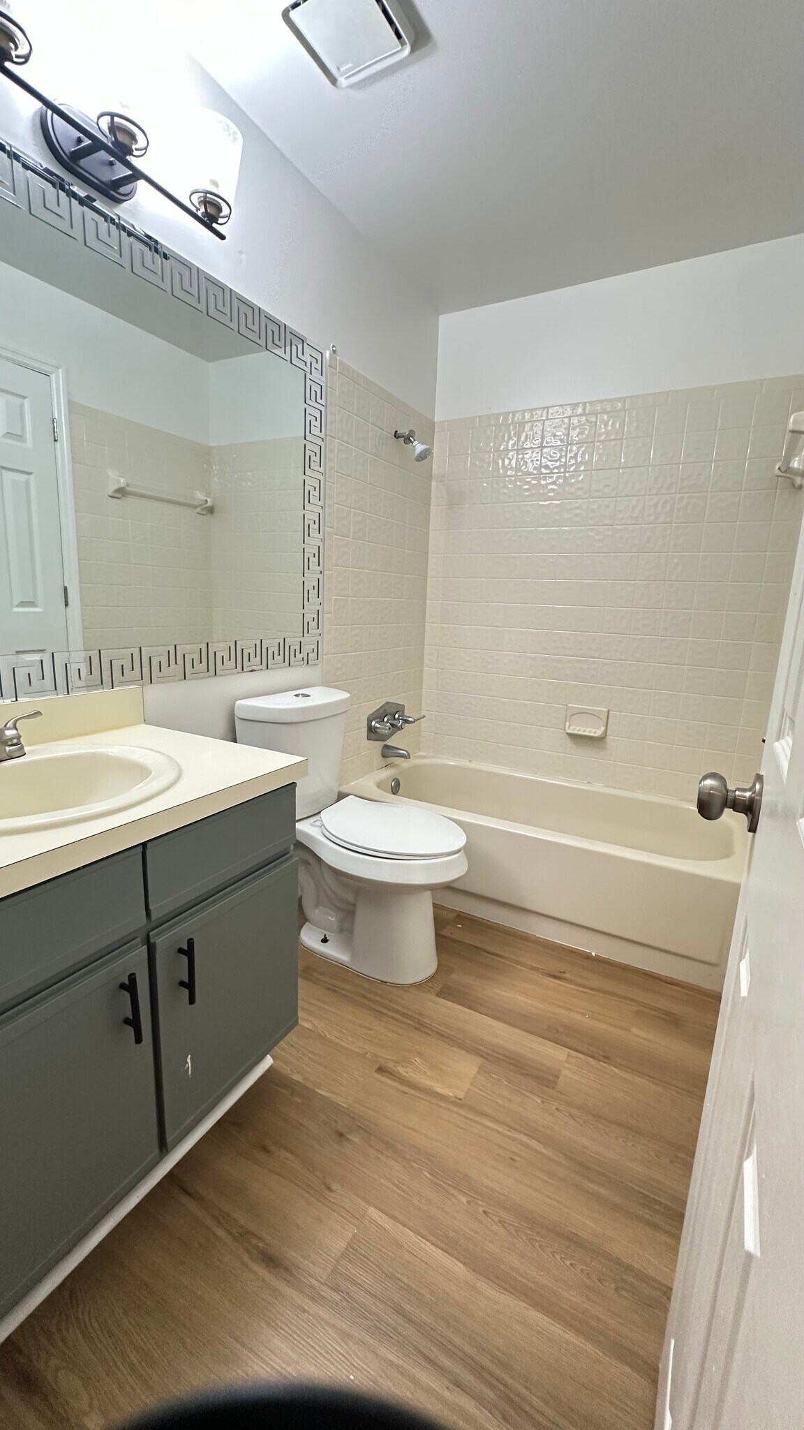 Building Photo - 630 Steamboat Ct