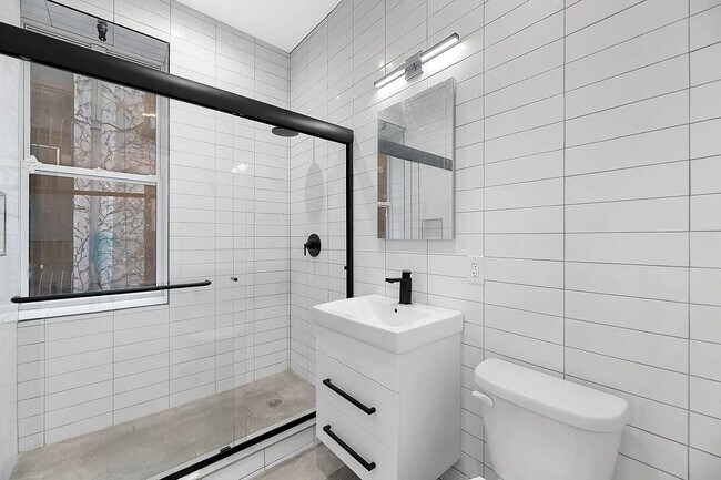 Building Photo - 155 Rivington St