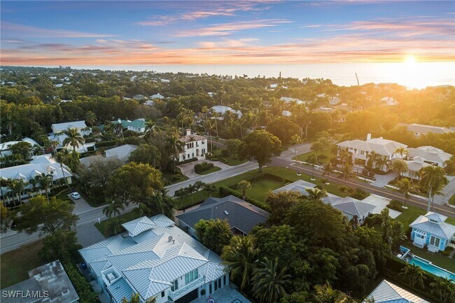 Building Photo - 339 4th Ave N