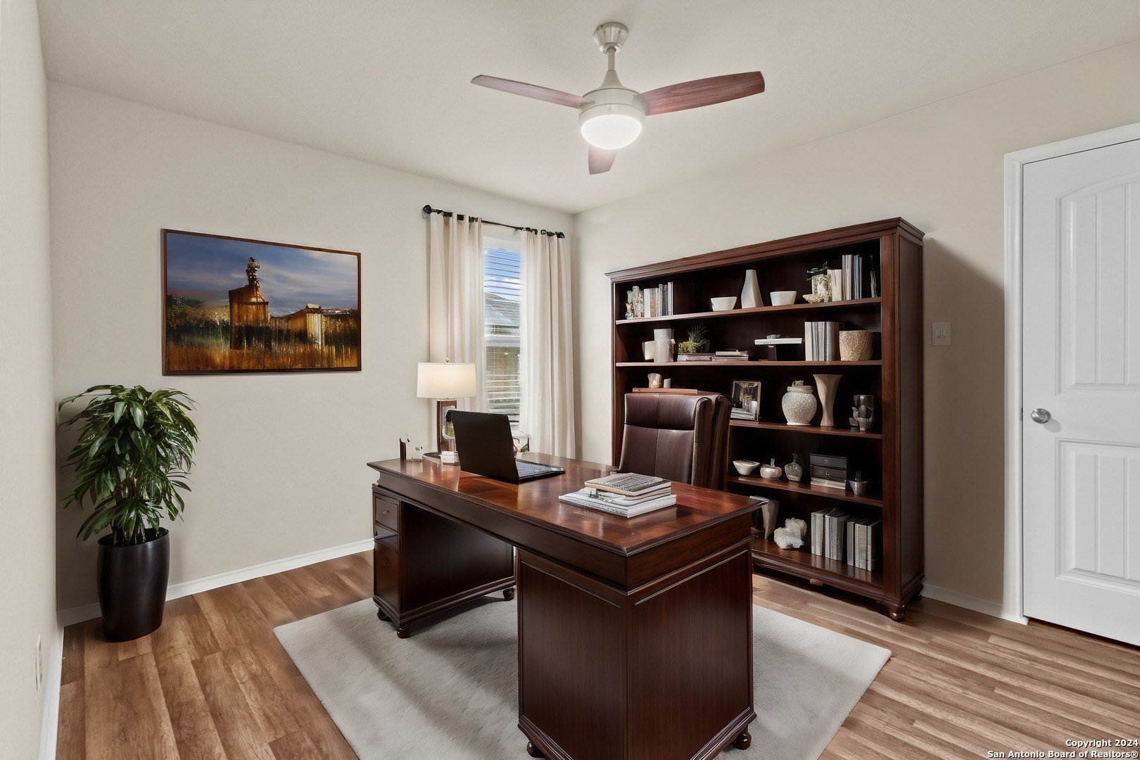 Building Photo - 1804 Aspen Silver