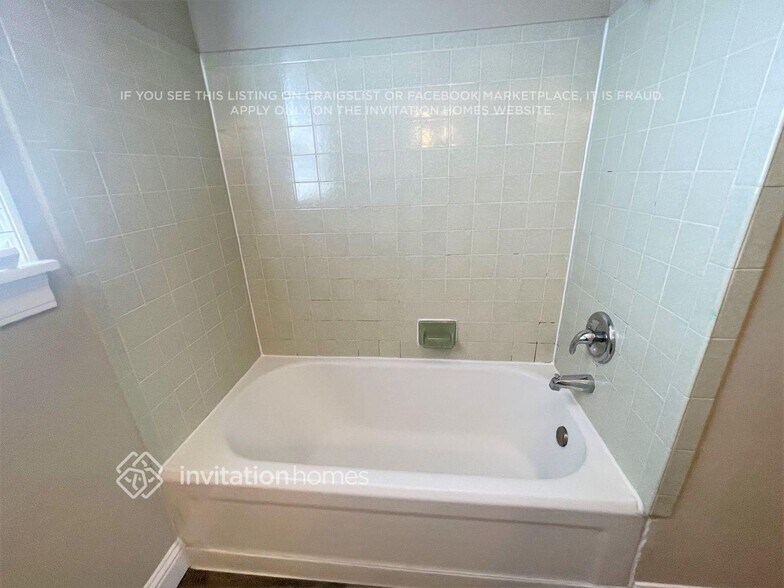 Building Photo - 277 Idora Ave