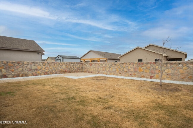 Building Photo - 4709 Elsinore Ave