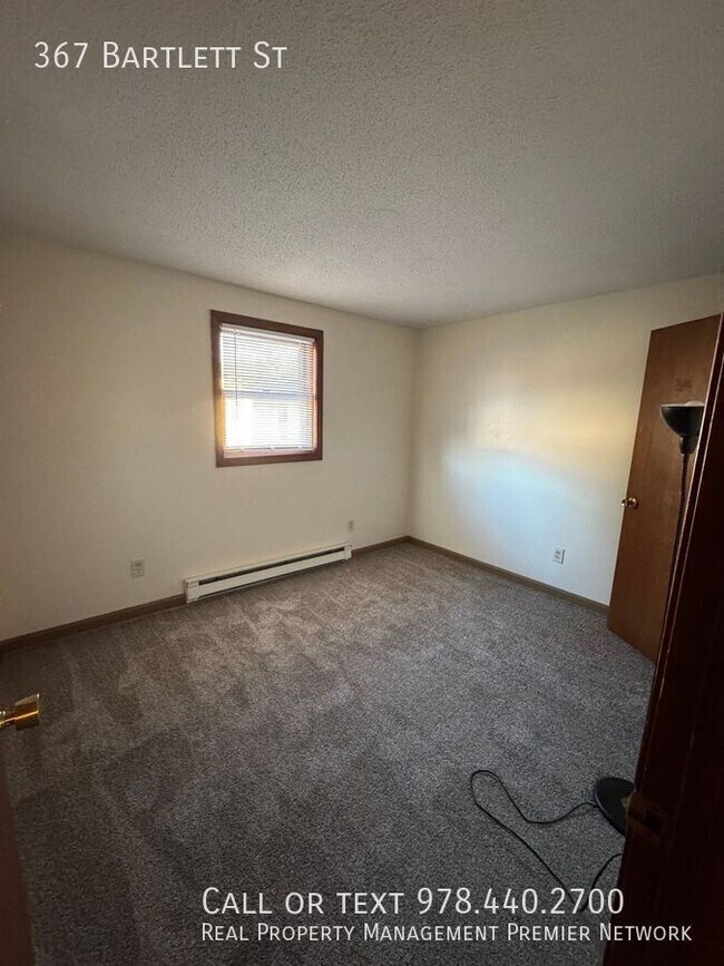 Building Photo - 367 Bartlett St