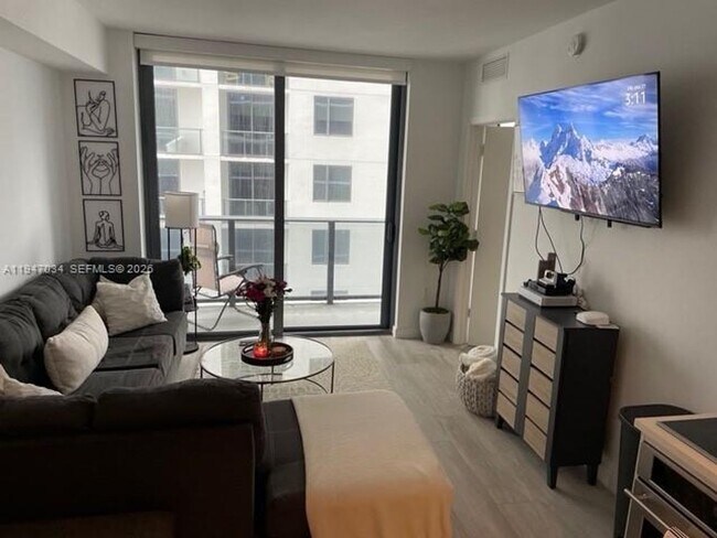 Building Photo - 55 SW 9th St