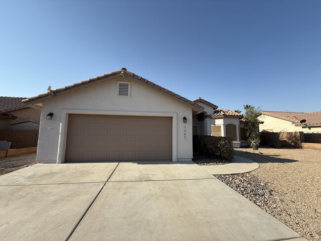 Building Photo - 7525 E 26th St