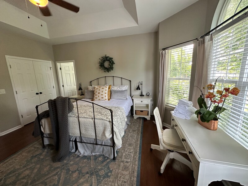 Building Photo - 8 Downing Ct SE