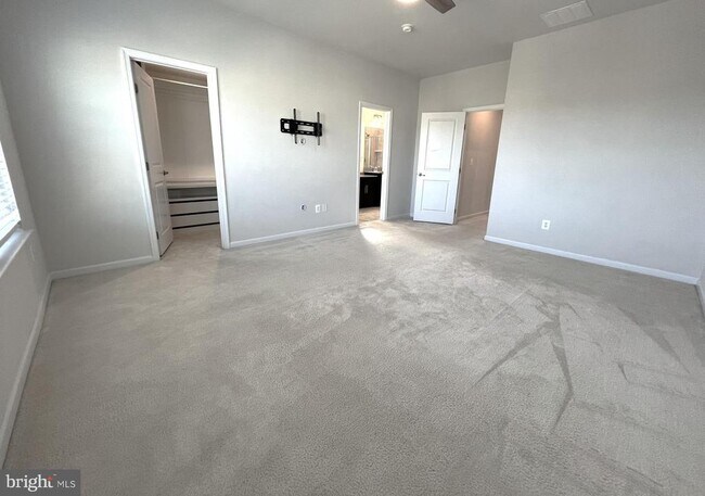 Building Photo - 22296 Philanthropic Dr