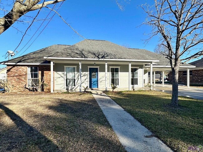 Building Photo - 1428 S Vista Ave