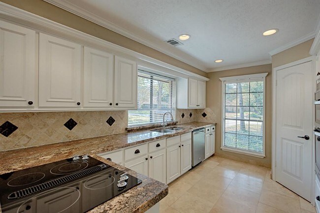 Building Photo - 3314 Falling Brook Dr