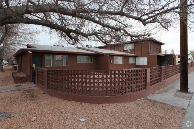 Building Photo - Mountain View Apartments