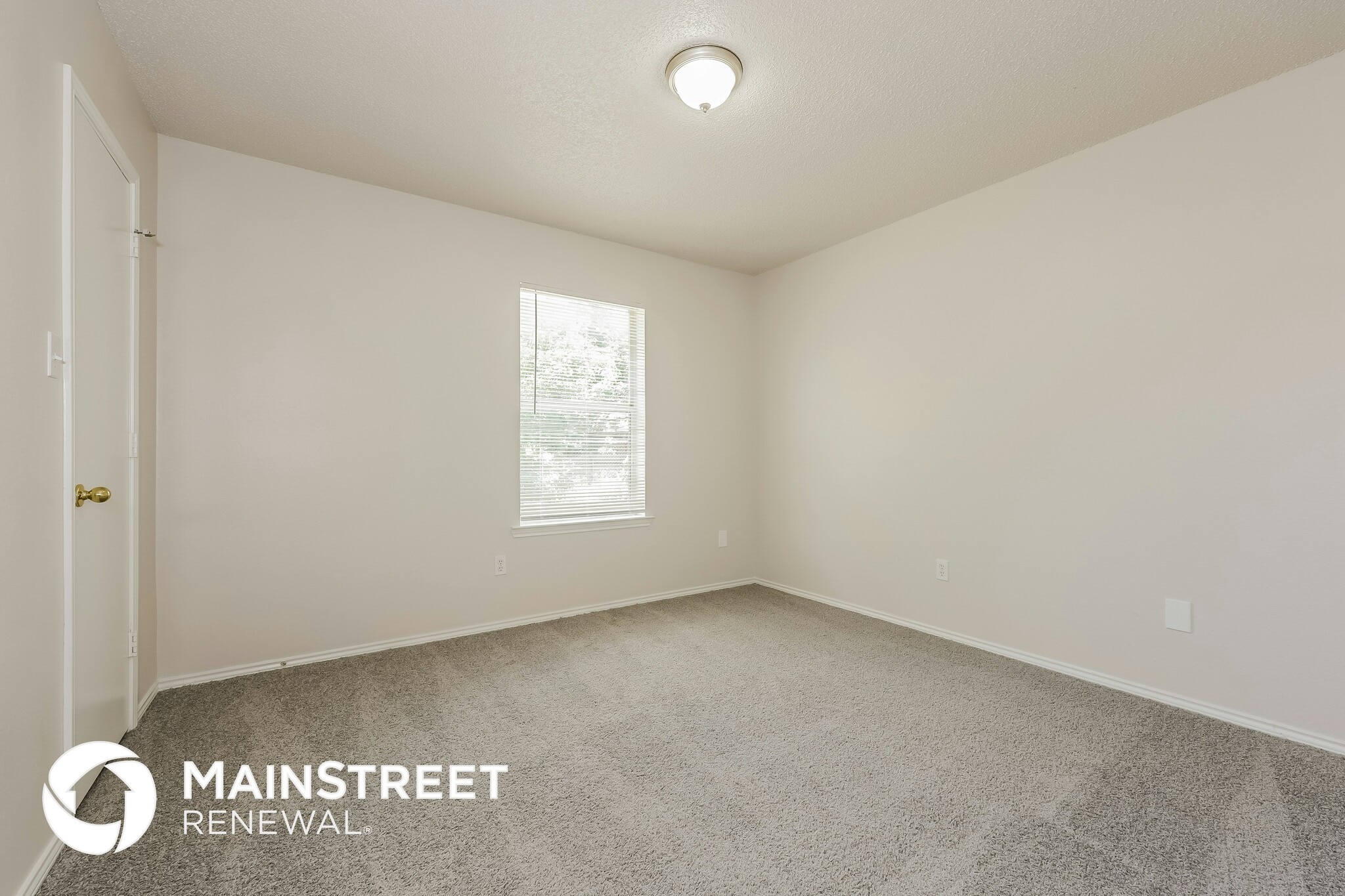 Building Photo - 10909 Hornby St