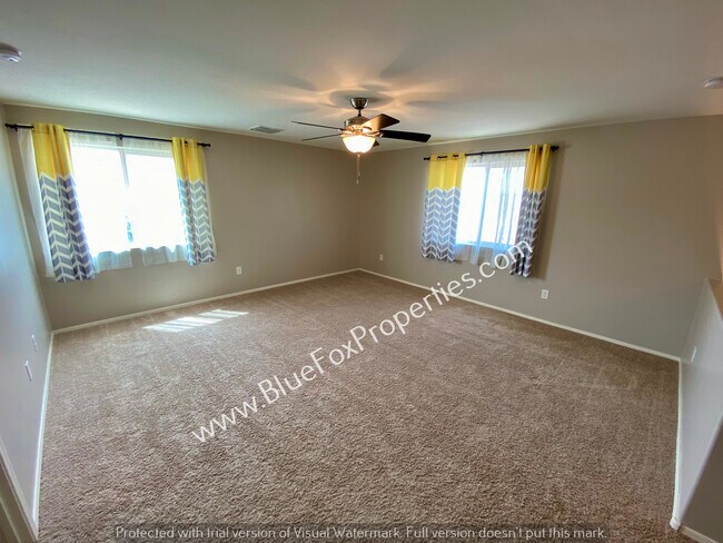 Building Photo - 9009 W Rolling Springs Dr