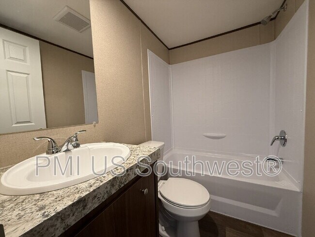 Building Photo - 1866 El Dorado Dr