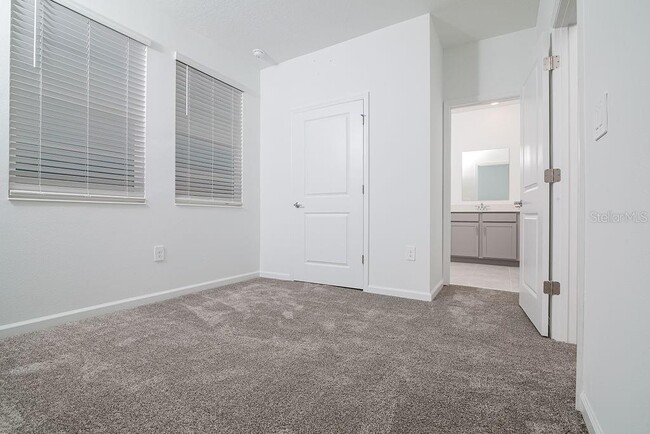 Building Photo - 6008 Blissful St