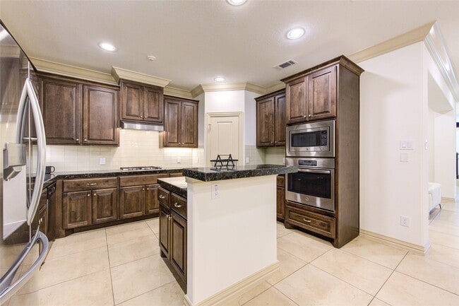 Building Photo - 13606 Teal Bluff Ln