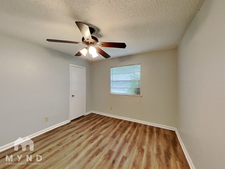 Building Photo - 7000 Shiloh Ct